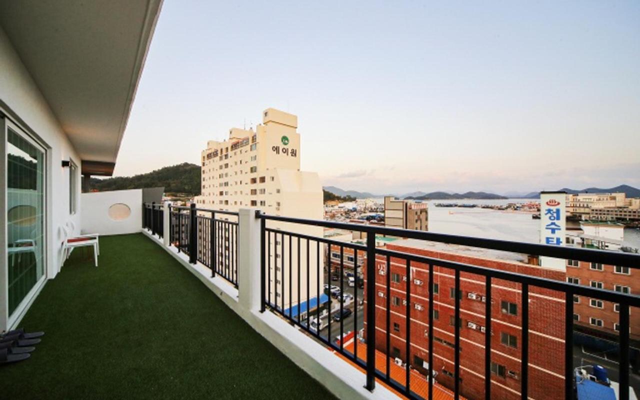 Hotel Pier 48 Tongyeong Exterior foto